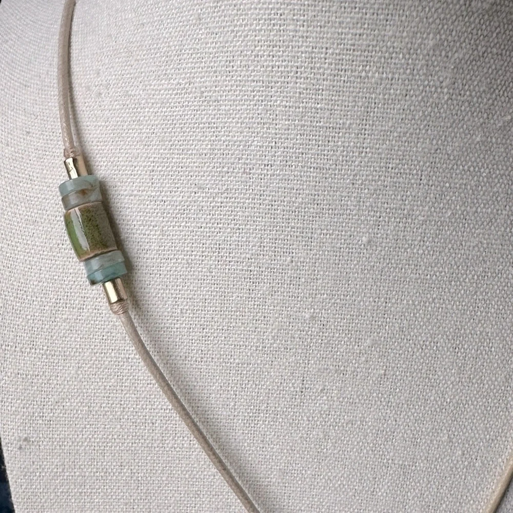 Jjill Shades of Nature Palm Leaf Pendant - Picture 2 of 4